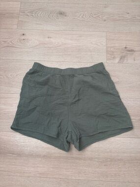 Universal Thread Olive Green Athletic Shorts